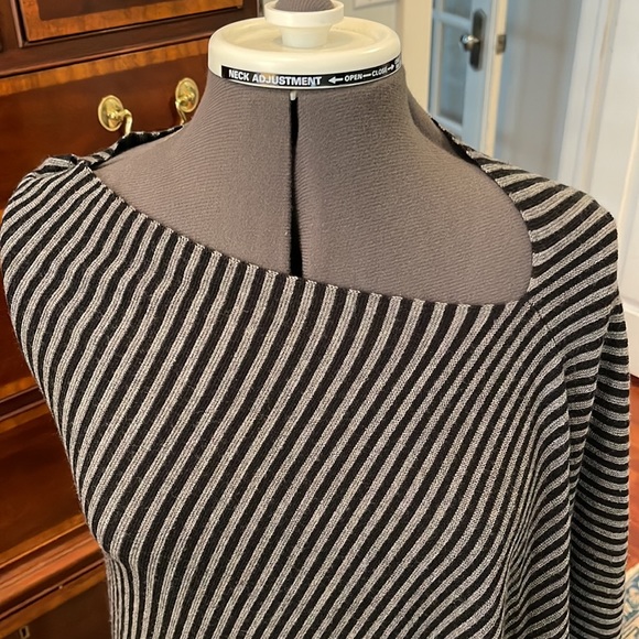 Eileen Fisher Asymmetrical Tunic Top - Picture 4 of 5